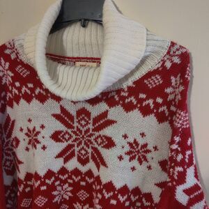 Yes Lola Cowl Neck Christmas Sweater Snowflake Pattern Knit Wool Blend Size XS